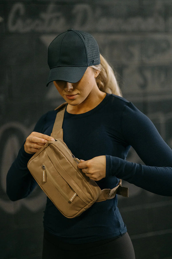 Après Belt Bag - Champagne | Après Actif Handbag Après Actif    prem. clothing boutique Chatham, Ontario, Canada