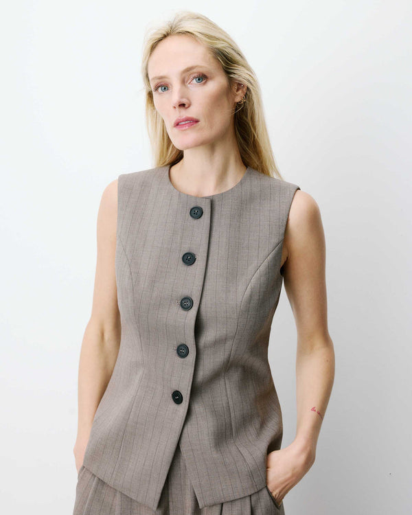 Aristide Tailored Vest - Grace & Mila