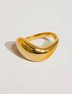 Erin Classic Wavy Ring prem. prem. clothing boutique Chatham, Ontario, Canada