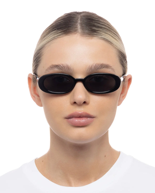 Outta Love Sunglasses | Black | Le Specs  prem.    prem. clothing boutique Chatham, Ontario, Canada