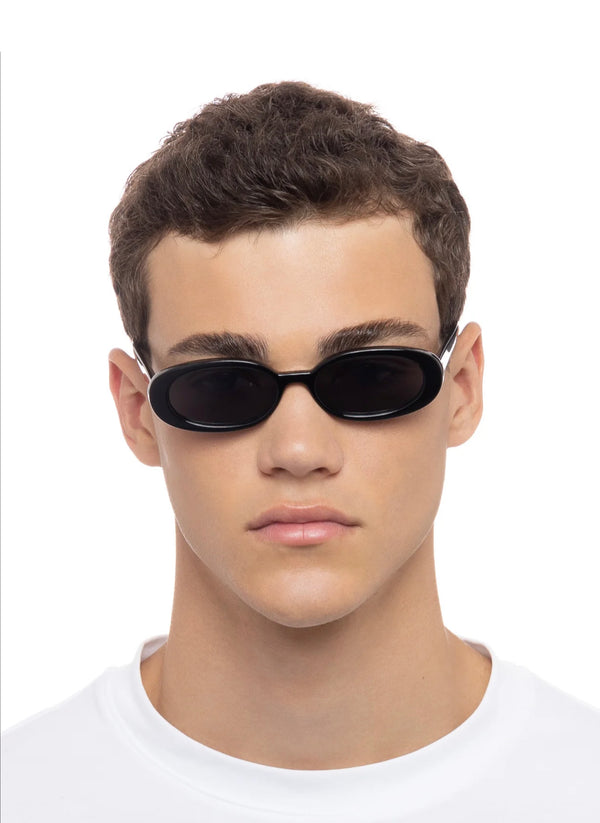 Outta Love Sunglasses | Black | Le Specs  prem.    prem. clothing boutique Chatham, Ontario, Canada