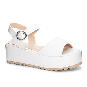 Jump Out - Platform Sandal | Dirty Laundry Shoes Chinese Laundry 6.5   prem. clothing boutique Chatham, Ontario, Canada