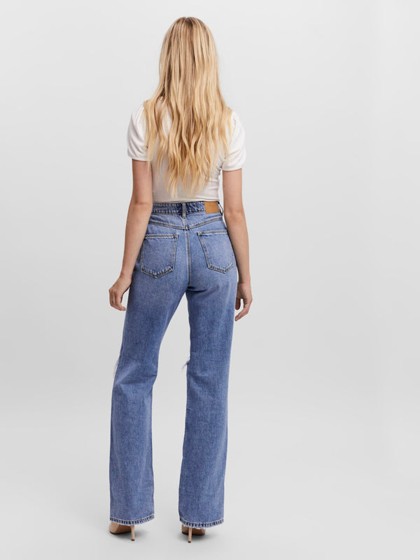 Kathy Loose Straight Denim Jeans | Vero Moda  Vero Moda    prem. clothing boutique Chatham, Ontario, Canada